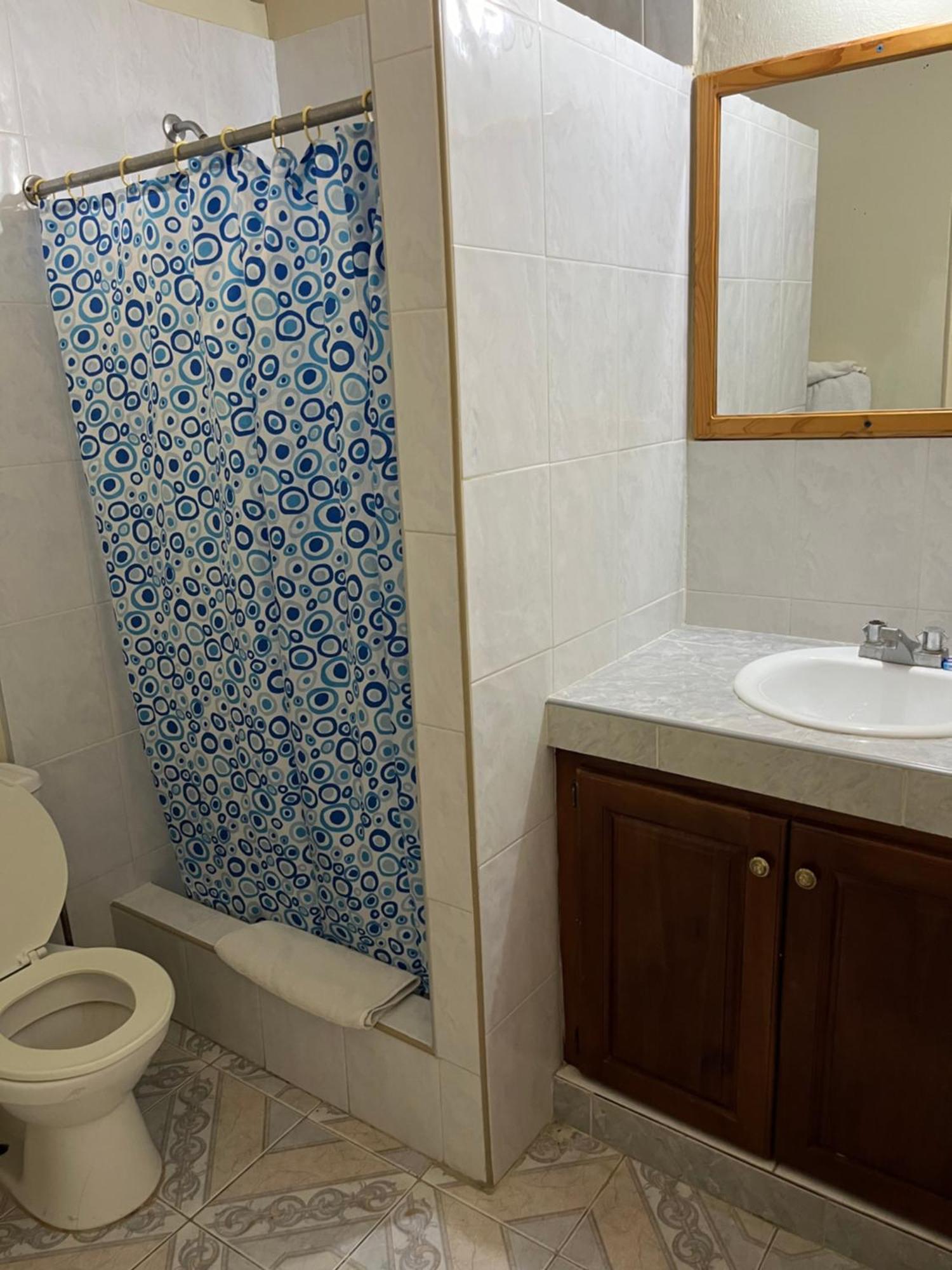 Andre'S Guest House Негрил Экстерьер фото